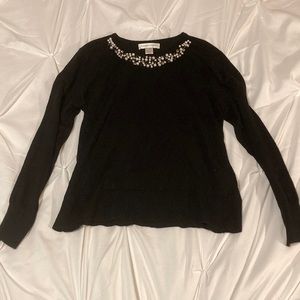 Light weight sweater